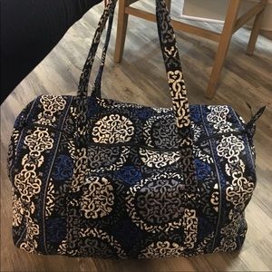Vera Bradley travel bag